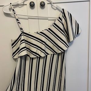 Banana republic ruffle top